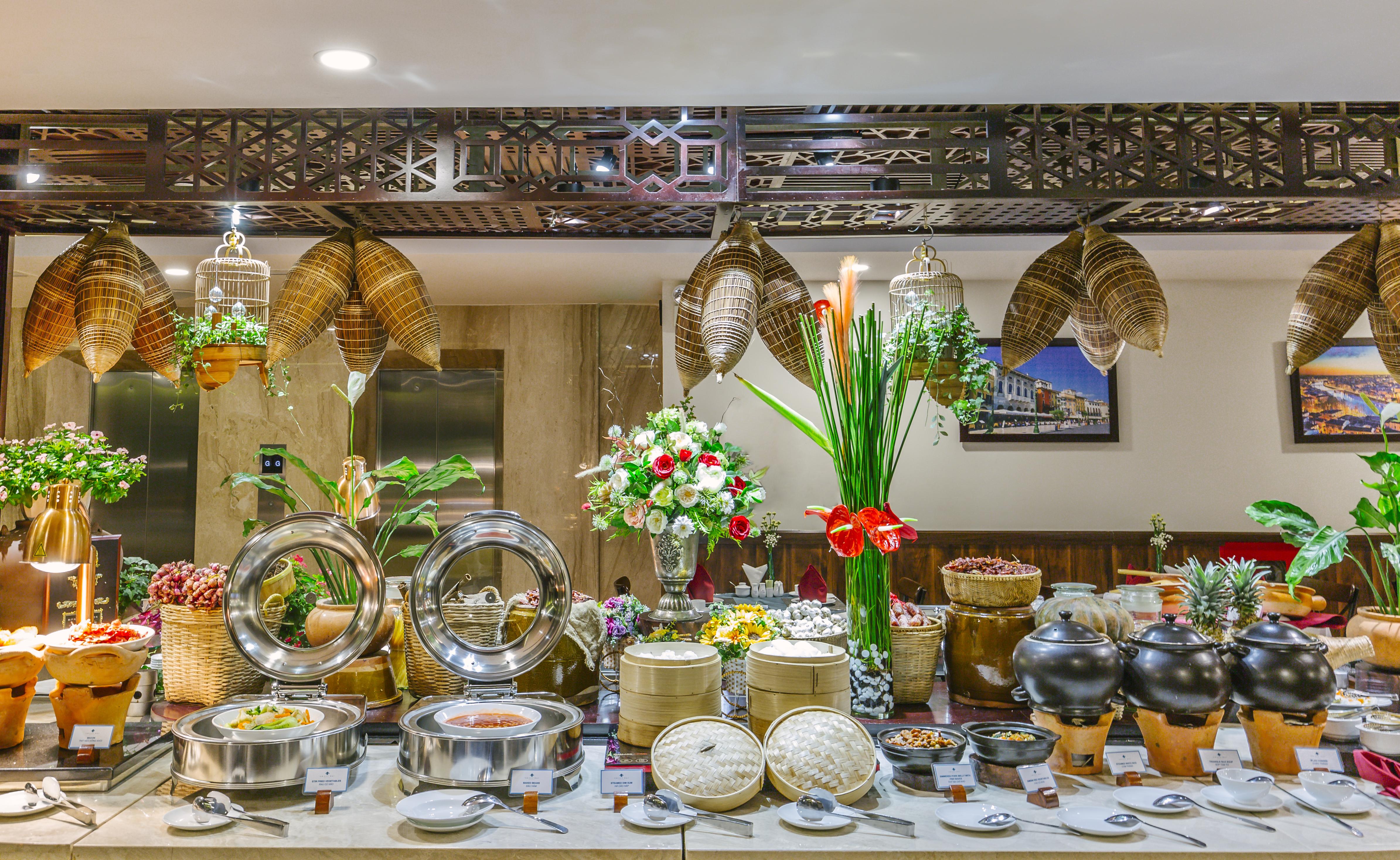 Happy Life Grand & Rooftop Skybar 4* Cidade de Ho Chi Minh