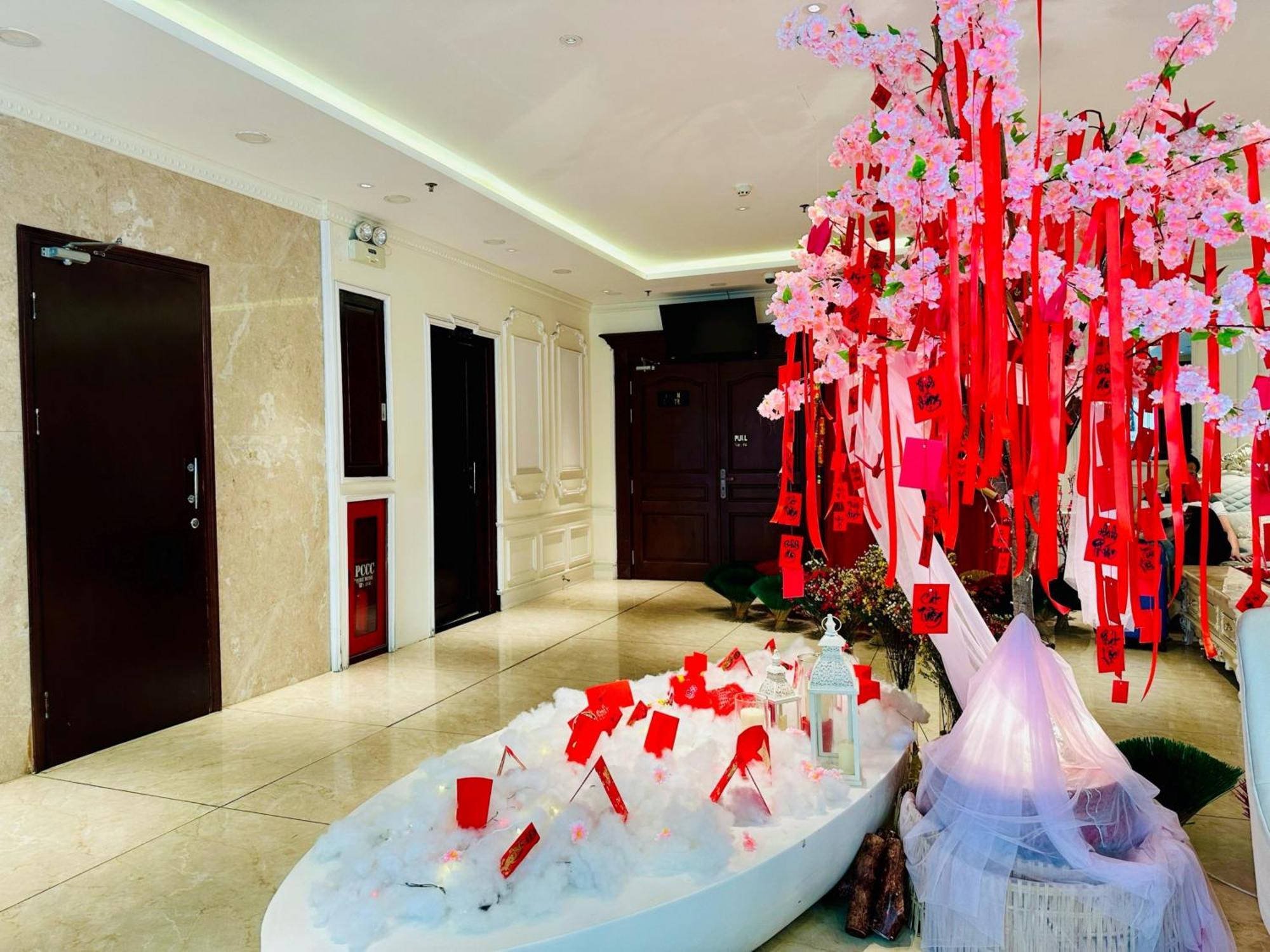 Happy Life Grand & Rooftop Skybar Cidade de Ho Chi Minh