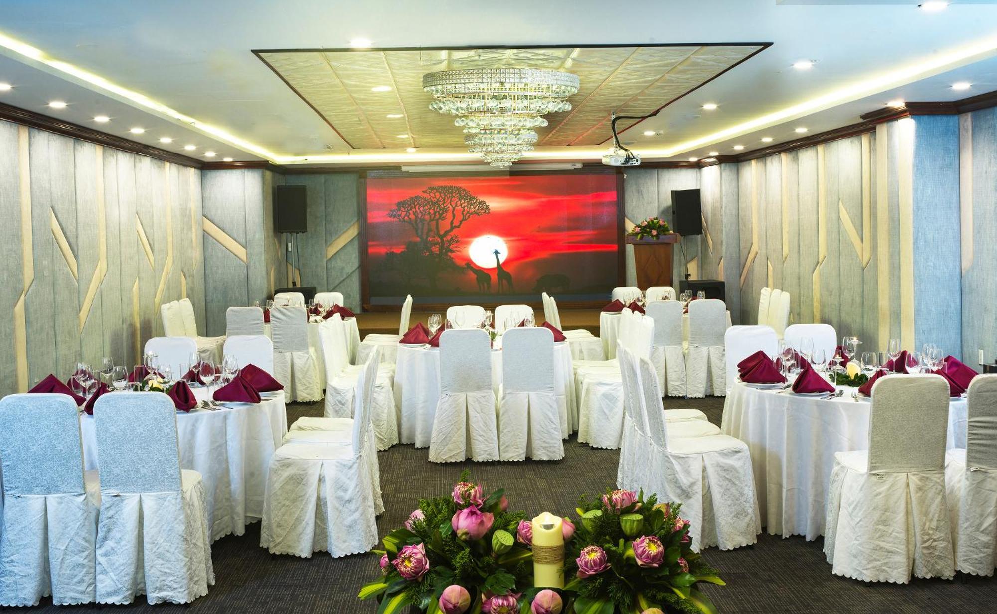 Hotel Happy Life Grand & Rooftop Skybar Cidade de Ho Chi Minh