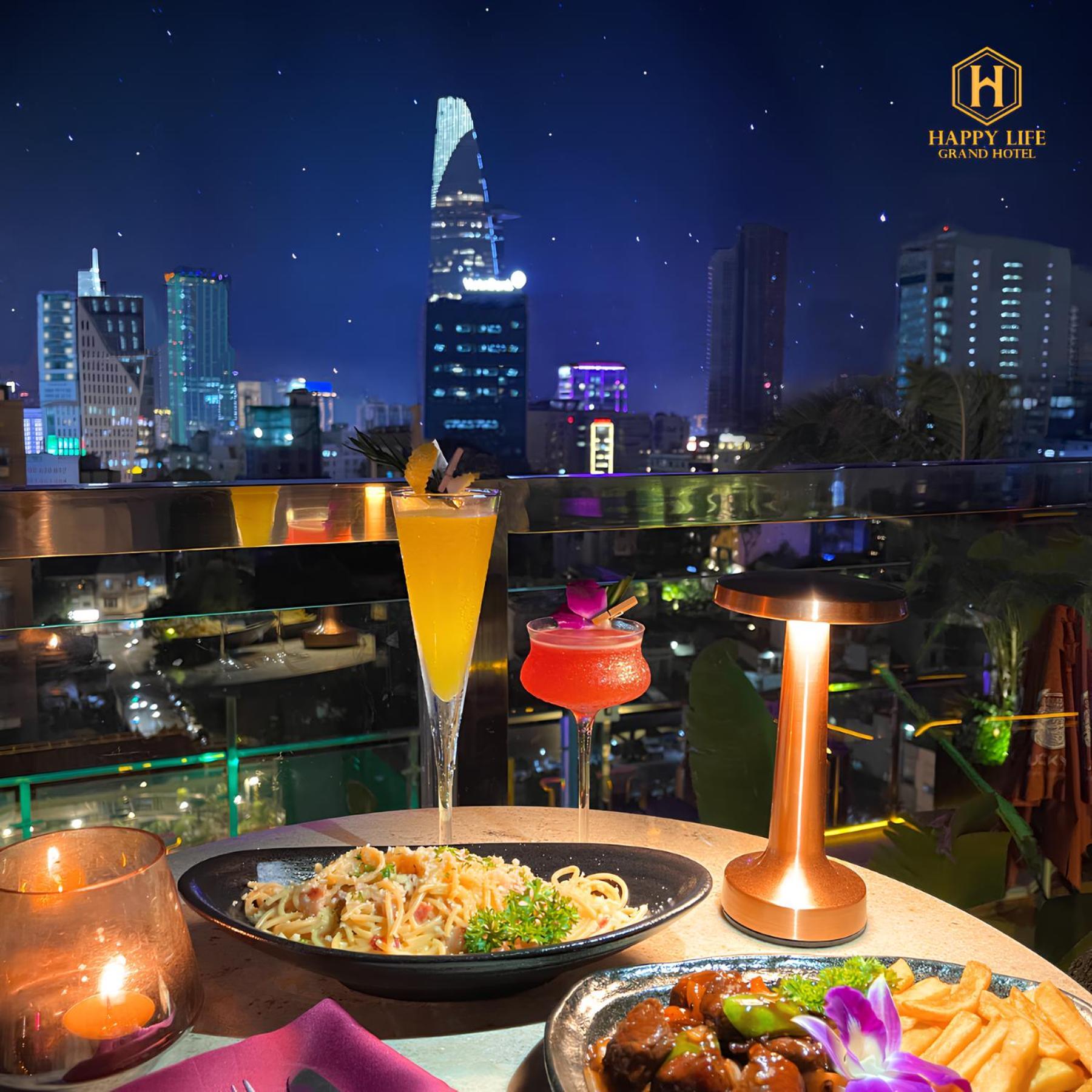 Happy Life Grand & Rooftop Skybar Cidade de Ho Chi Minh